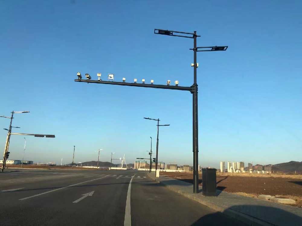 长春市黑龙江佳木斯综合路灯杆项目