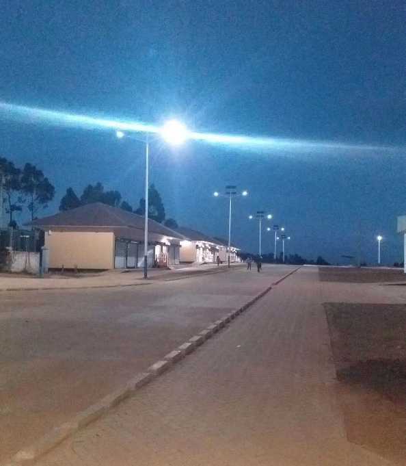 长春市非洲科特迪瓦太阳能路灯工程